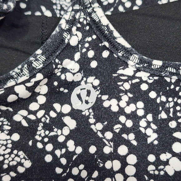 Lululemon Power Pose Tank Light Support For A/B Cup Chirasu Black White Size 2 - Picture 6 of 10